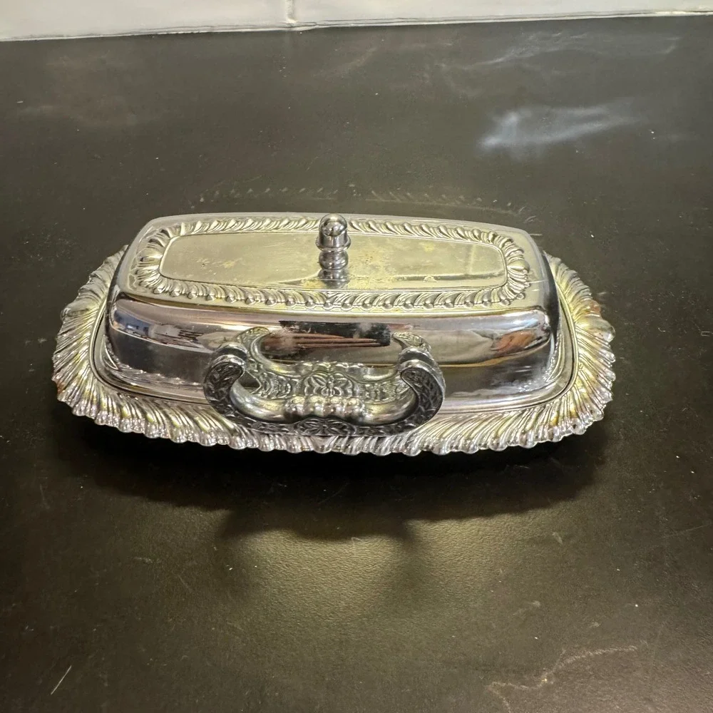 Leonard Silverplate Butter Dish Home Size Silver Ornate Scroll Glass Insert 4470
